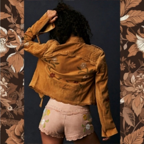 Free People Bali Honeybuzz Suede Shorts by Sorbet Size 4 NWT - Picture 3 of 15